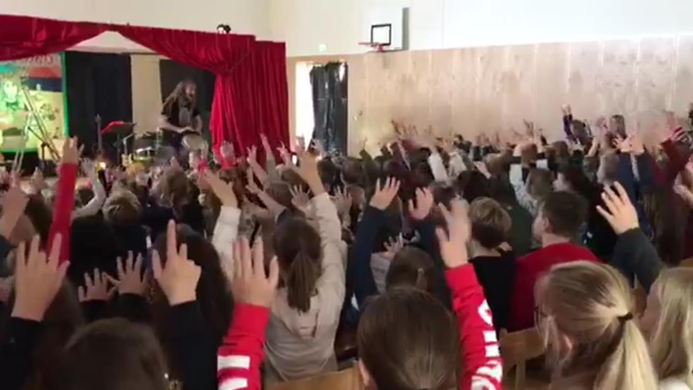 screenshot Kindervoorstelling Tijl Damen in Sint Jansteen